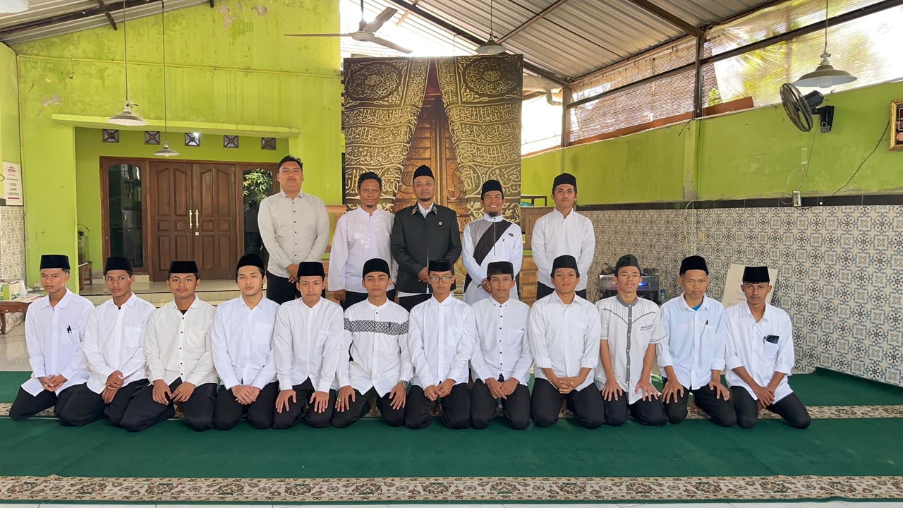 Foto bersama santri Angkatan 4.1 PMMI
